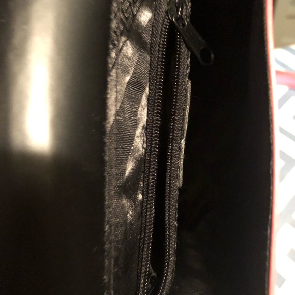 NWT Beijo patent leather crossbody bag.  Length- 6 inches.   $35.00 - Picture 5 of 6